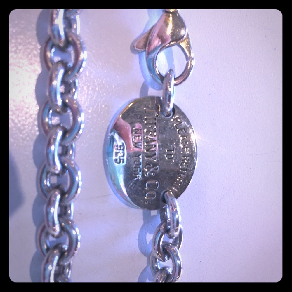 Tiffany & Co. retired tag chocker